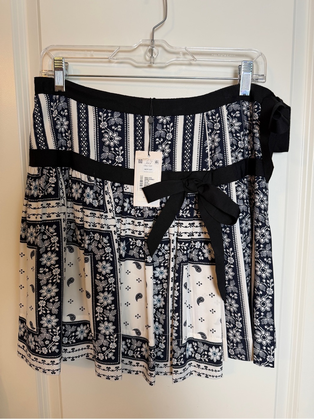 NWT Cinq a Sept Skirt